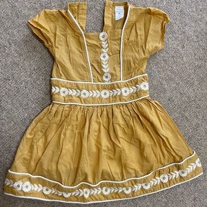 Kate Quinn gold dress